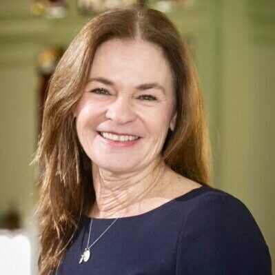 barbara haynes headshot